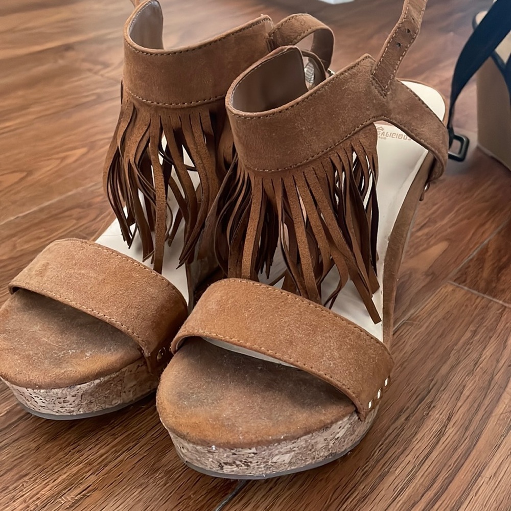 Brown wedges